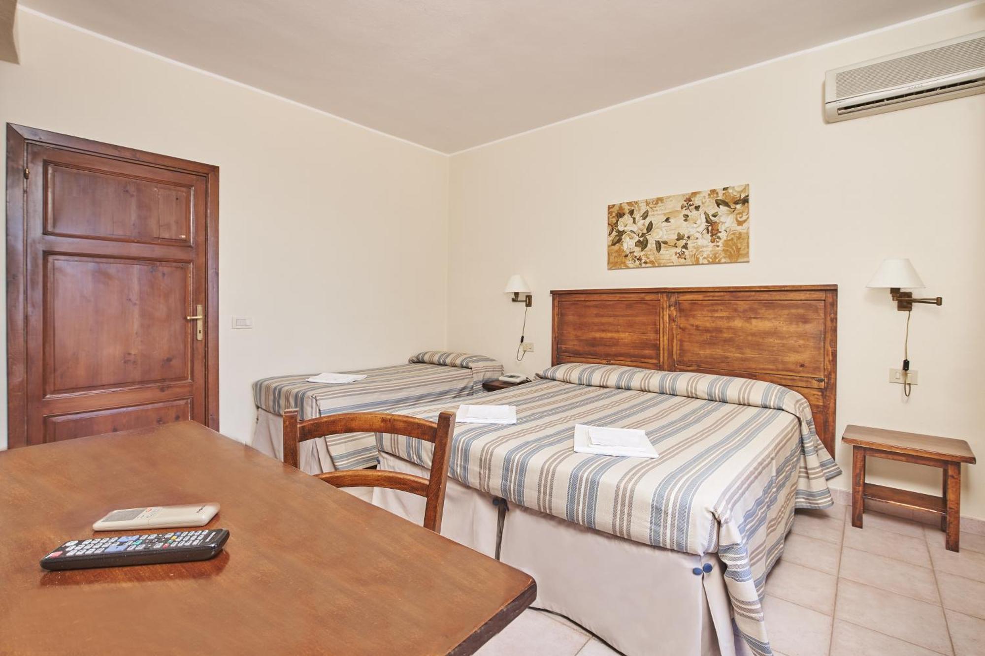 Hotel Villa Rodriguez Capoliveri  Exterior foto