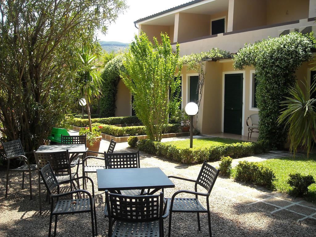 Hotel Villa Rodriguez Capoliveri  Exterior foto